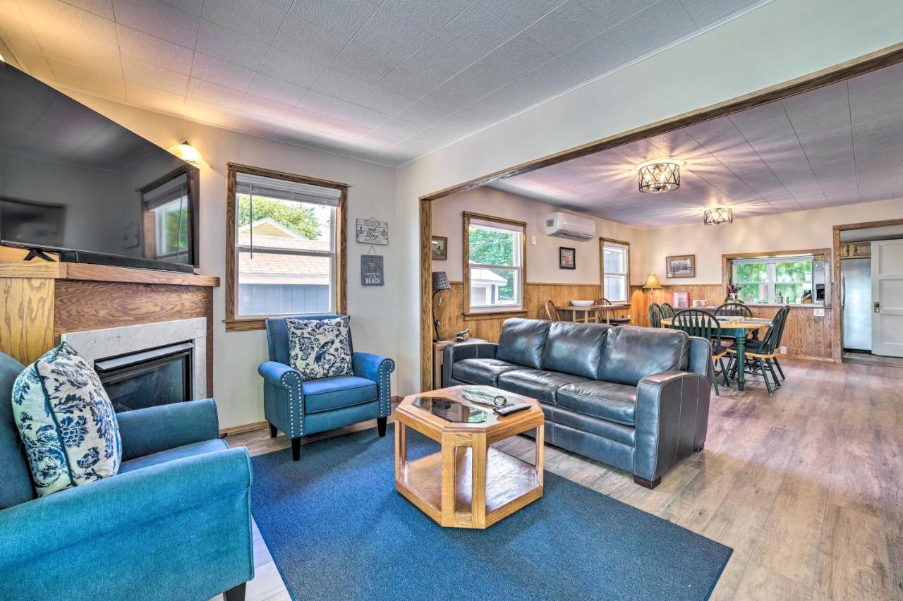 East Tawas Lakefront Getaway With Kayaks And Deck Kültér fotó